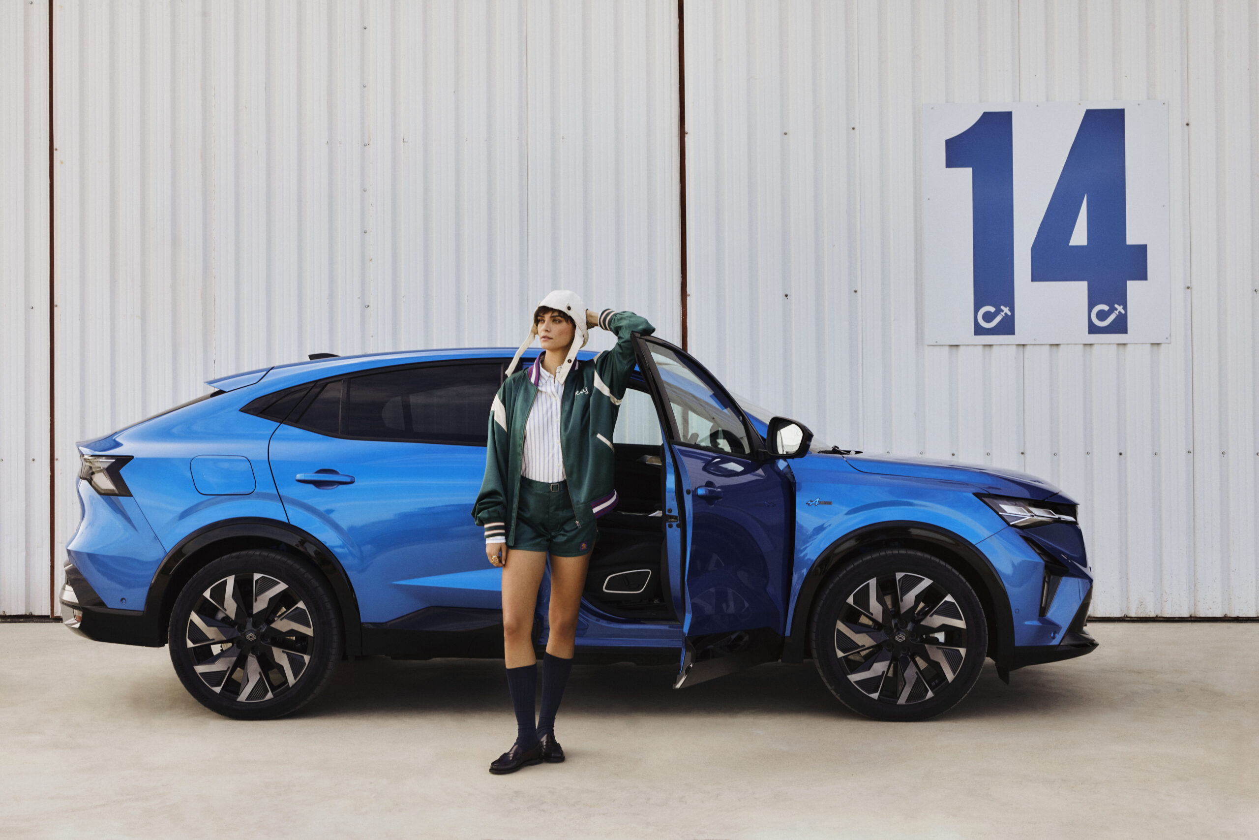 VOGUE RENAULT PLANE II